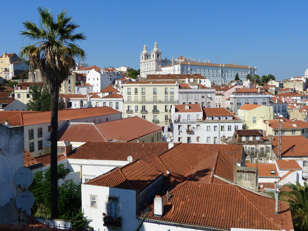 Bairrus Lisbon Apartments - Alfama Екстер'єр фото