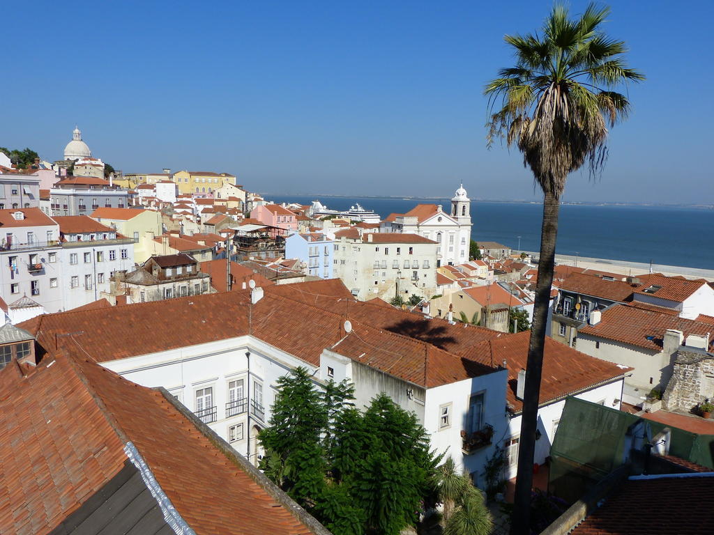 Bairrus Lisbon Apartments - Alfama Екстер'єр фото